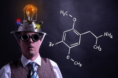 Nerd dimethoxybromoamphetamin dob el yapımı kimyasal formülü sunan