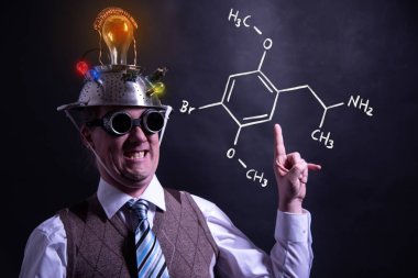 Nerd dimethoxybromoamphetamin dob el yapımı kimyasal formülü sunan