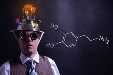Dopamin handdrawn kimyasal formülü sunan nerd
