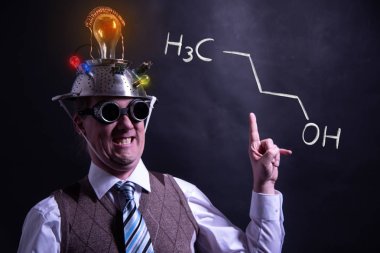 Nerd n-butanol 1-butanol el yapımı kimyasal formülü sunan