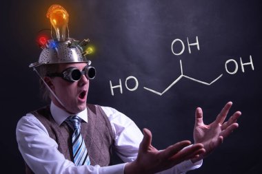 Nerd formik Gliserol handdrawn kimyasal formülü sunan