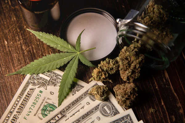 Money Marijuana Dollar bill and Medical Marijauna on Table — Stock Photo, Image