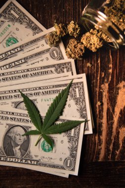 Para Esrar Dolar fatura ve Tıbbi Marijauna Masada