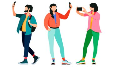 Vektör illüstrasyonunda selfie çeken beyaz insanlardan izole edilmiş. Akıllı telefon kullanıcıları düz çizgi film tarzında fotoğraf tasarımı ögesi oluşturuyorlar.