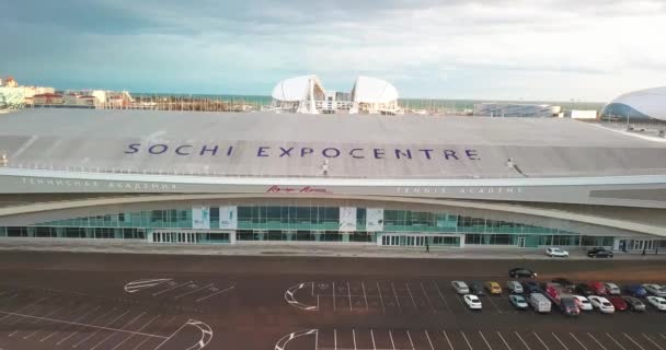 ADLER, RUSIA. 17 enero 2018. Parque olímpico de Sochi y rastro de Fórmula 1 desde la vista aérea — Vídeos de Stock