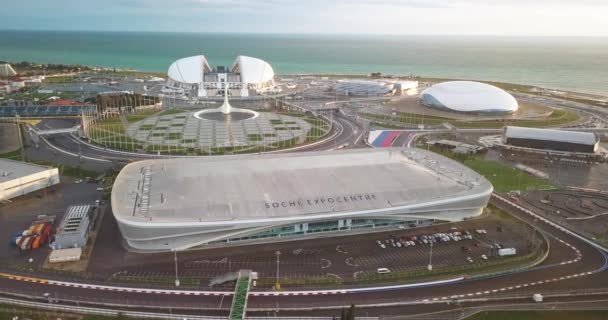 Adler, in Russia. 17 gennaio 2018. Parco olimpico di Sochi e Formula 1 traccia dalla vista aerea — Video Stock