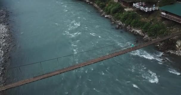 Flygfoto Över Mountain River Abchazien — Stockvideo