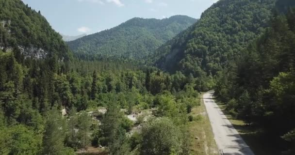 Bir Dağ Nehir Abhazya Havadan Görünümü — Stok video