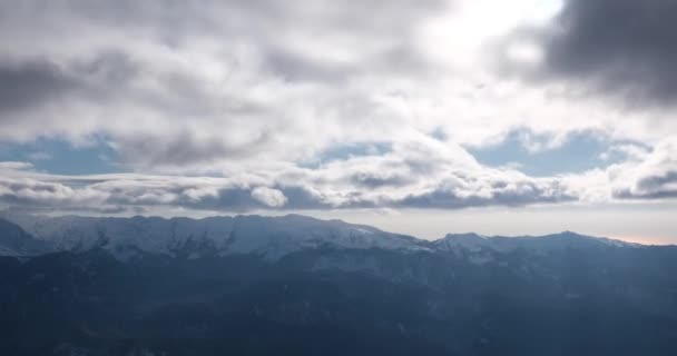 Zataženo Časová Prodleva Bezešvé Smyčka Mraky Čnící Cumulus Cloud Vlnách — Stock video