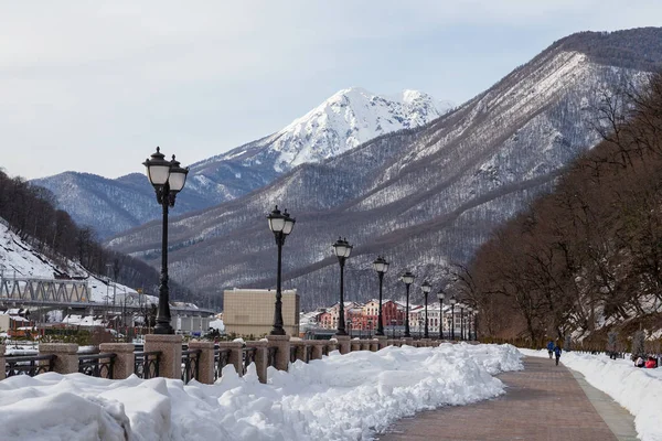 Sochi Rusia Febrero 2019 Rosa Khutor Alpine Resort Krasnaya Polyana —  Fotos de Stock