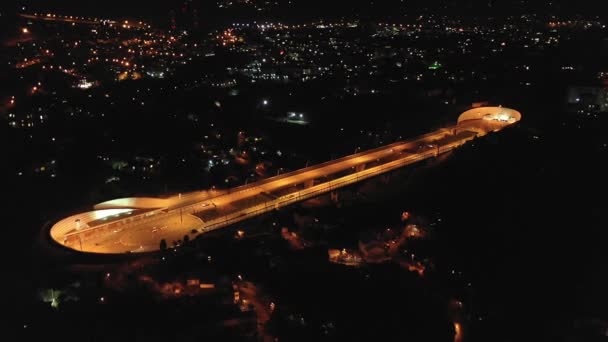 Disparo Aéreo Desde Vehículo Tripulado Carretera Que Van Los Coches — Vídeos de Stock