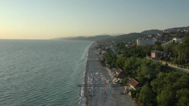 Vista Aérea Panorámica Orilla Del Mar Sochi Rusia — Vídeos de Stock