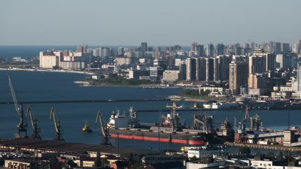 Novorossiysk Rusia Ago 2020 Panorama Ciudad Novorossiysk Puerto Marítimo Petrolero — Vídeos de Stock