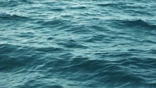 Geweldige Waterachtergrond Bij Storm Golven Die Zwaaien Het Zeewater Prachtig — Stockvideo
