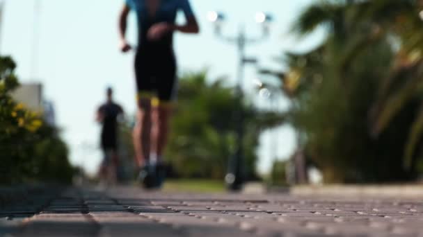 Antecedentes Com Pessoas Execução Desfocadas Copiar Espaço Maratona Uma Multidão — Vídeo de Stock