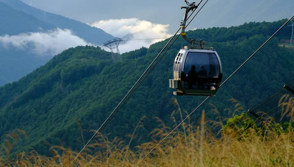 Teleférico Góndola Pico Montaña Vista Aérea Roza Khutor Con Teleférico —  Fotos de Stock