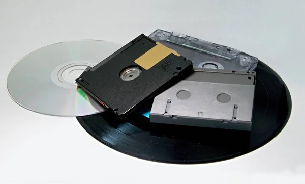 Mini Disk Disk Rom Dat Kazety Kazetové Magnetofony Vinyl Záznam — Stock fotografie