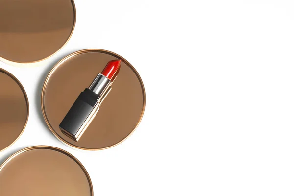 Färg Glans Röd Ros Läppstift Kosmetiska Skönhet Mode Med Guld — Stockfoto