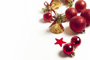 beyaz arka plan bokeh ışık üzerinde sezon tebrik neşeli noel pervane ile dekorasyon oyuncak pervane