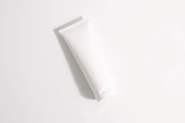 Butelka Fason Kosmetyk Koncepcja Krem Leczenie Moda Białym Tle Piękny — Zdjęcie stockowe