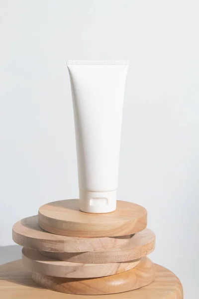 Paquete Cosmético Botella Crema Maqueta Con Concepto Tratamiento Spa Belleza — Foto de Stock