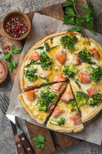 Smoked Salmon Broccoli Spinach Quiche Tart Top View — Stock Photo, Image