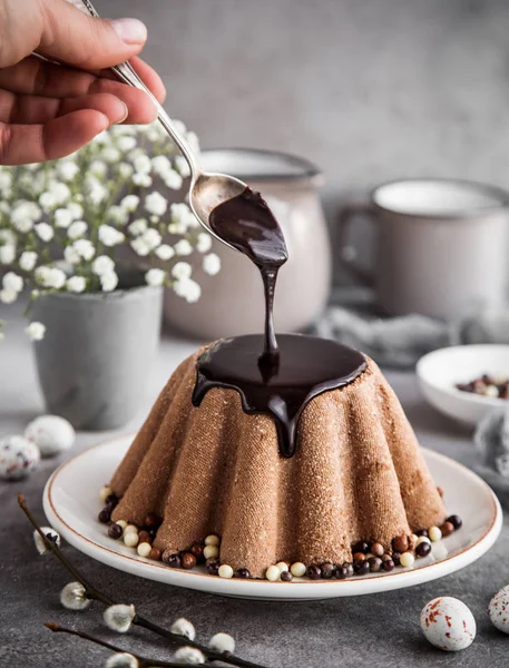 Paskha Traditionele Russische Pasen Kwark Dessert Met Chocolade Gekonfijte Vruchten — Stockfoto