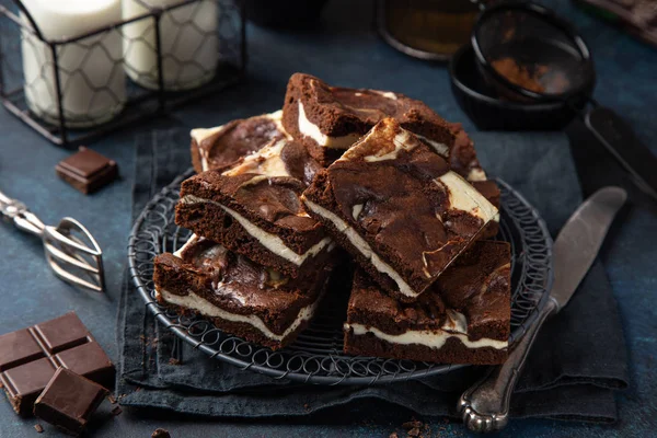 맛있는 치즈 케이크 초콜릿 브라우니 — 스톡 사진