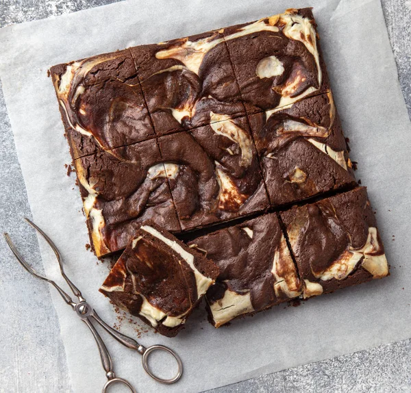 Läckra cheesecake brownies — Stockfoto