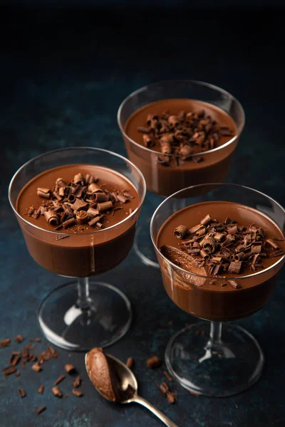 Tmavá čokoláda Panna Cotta dezert — Stock fotografie