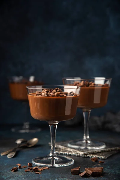 Chocolate panna cotta postre — Foto de Stock