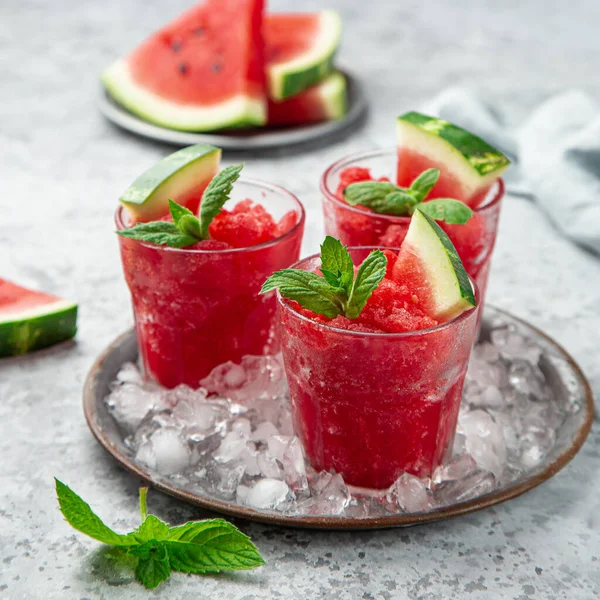 Watermelon granita or sorbet with fresh watermelon slices in gla — Stock Photo, Image