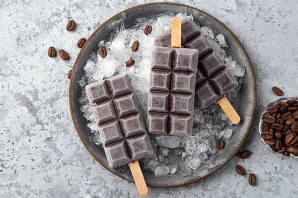 Chocolade en koffie ijs ijslolen — Stockfoto