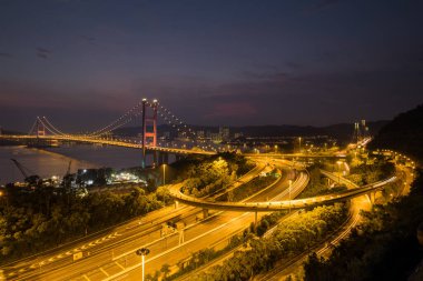 Tsing Ma Köprüsü, Hong Kong (Günbatımı)