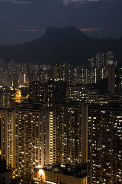 看狮子座在香港屏山 — 图库照片