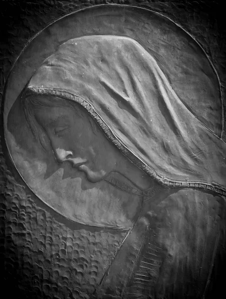 Bas Relief Vierge Marie Avec Voile Monument Marbre — Photo