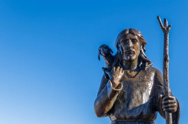 Estátua de bronze antiga de Jesus Cristo — Fotografia de Stock