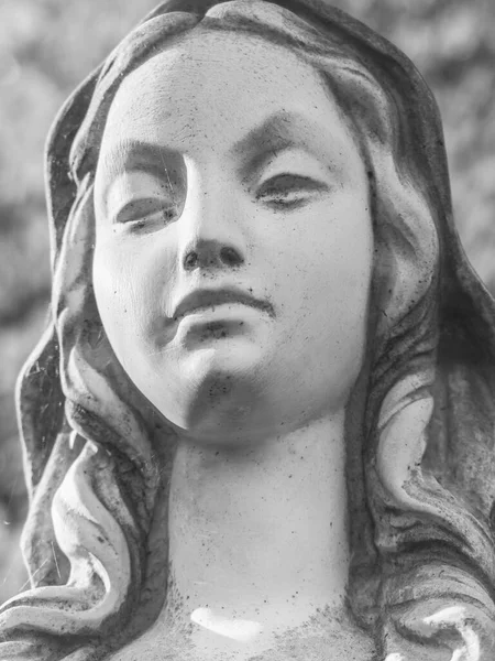 Weibliche Statue Mit Wütendem Gesicht Wut Groll Negative Emotionen Foto — Stockfoto