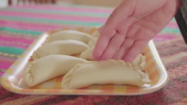 Geleneksel börek pişirmek Arjantin turtası