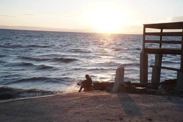 Sabahın erken saatlerinde nehirde 