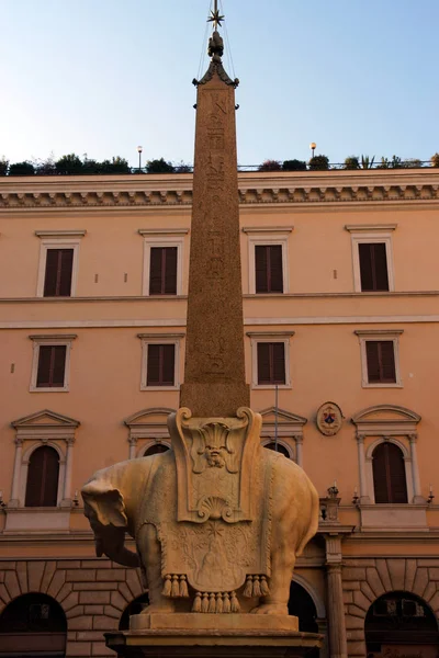 Roma Italia Elefante Bernini Centro Histórico Roma Piazza Della Minerva —  Fotos de Stock