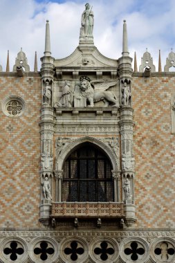 Venedik (İtalya). Venedik Doge Sarayı'nın mimari detay