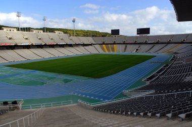 Barcelona (İspanya). Barselona şehir Montjuic Dağı'nda Lluis şirketlerinin Olimpiyat Stadyumu