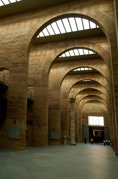 メリダ スペイン 建築の国立博物館のローマ美術メリダ市で — ストック写真