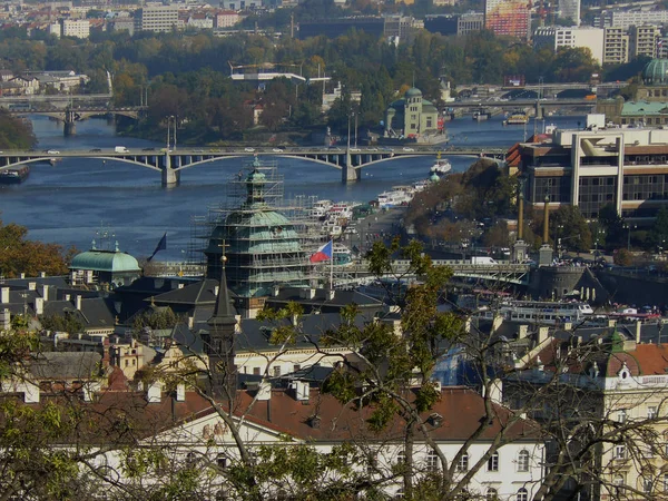 Prag Tjeckien Floden Vltava När Den Passerar Genom Staden Prag — Stockfoto