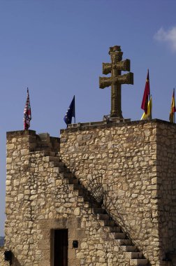 Caravaca de la Cruz (Murcia) İspanya. Taş dış çapraz (Veracruz) Blessed Anne ve Vera Cruz bazilikanın