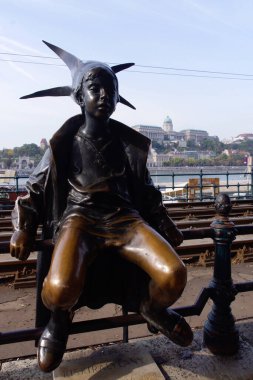 Budapeşte (Macaristan). Budapeşte 'deki küçük prenses heykeli