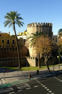 Sevilla (İspanya). Sevilla şehrinin duvarlarının kalıntıları.