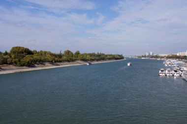 Budapeşte (Macaristan). Budapeşte 'deki Tuna Nehri' ndeki Margaret Adası