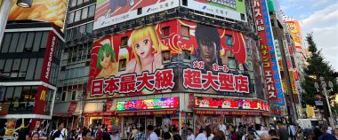 Pachinko. Kabukicho bölgesi. Shinjuku, Tokyo.